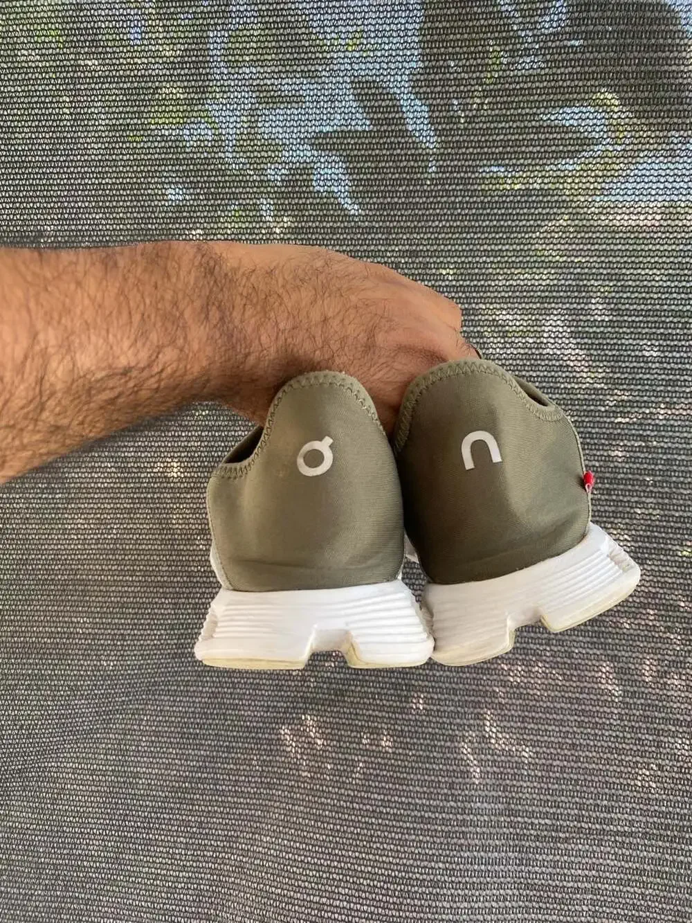 On Cloud 5 Coast Chalk Olive Running Shoes